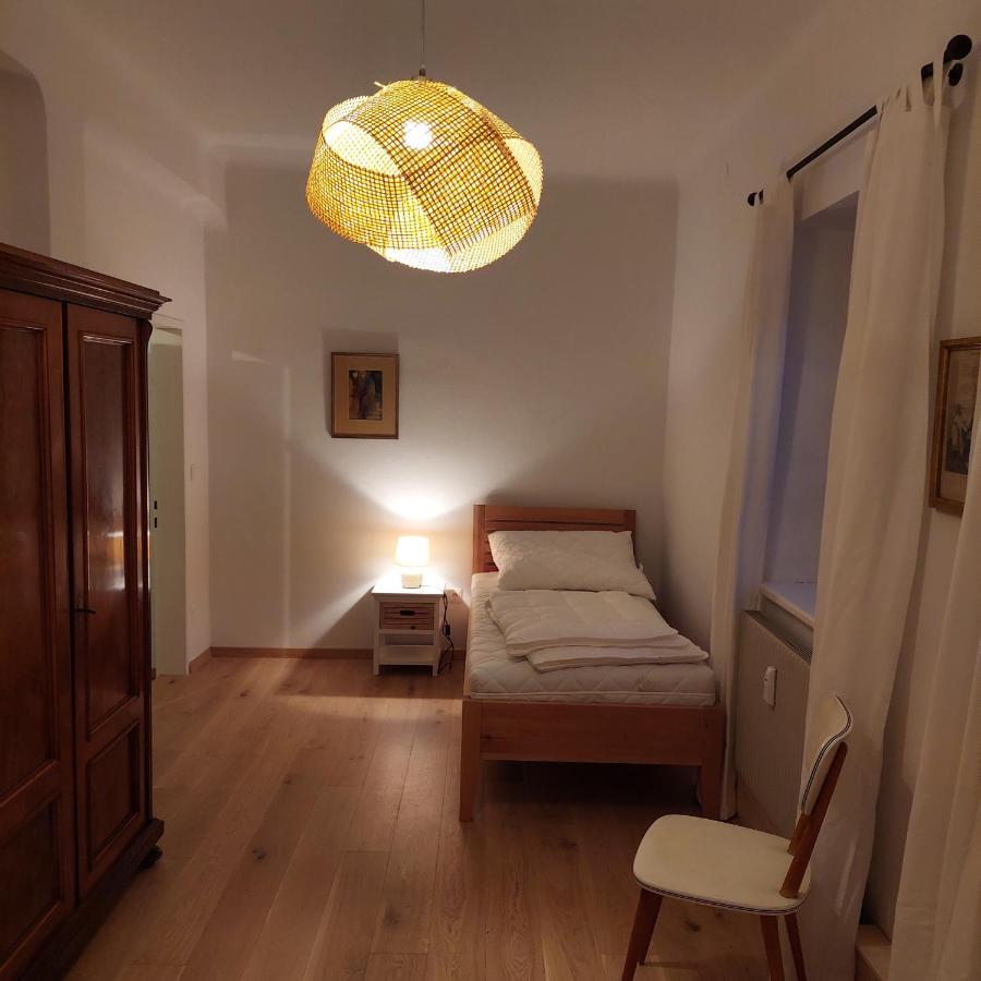 Schon Wohnen Beim Stift Melk Apartment Bagian luar foto