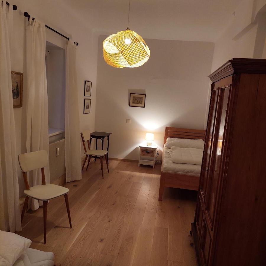 Schon Wohnen Beim Stift Melk Apartment Bagian luar foto